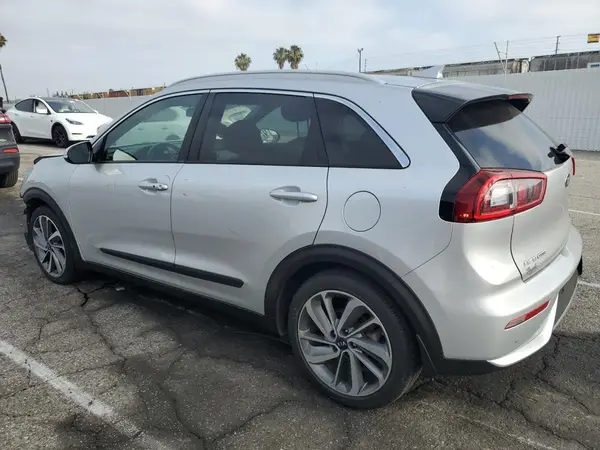 KNDCE3LC4H5043809 2017 KIA NIRO - Image 2
