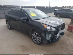 KNDCE3LC4H5050713 2017 KIA NIRO