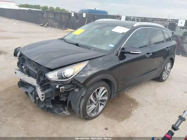 KNDCE3LC4H5050713 2017 KIA NIRO - Image 2