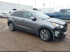 KNDCE3LC4H5052879 2017 KIA NIRO