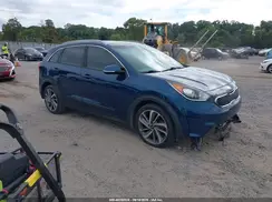 KNDCE3LC4H5059282 2017 KIA NIRO