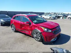 KNDCE3LC4H5082707 2017 KIA NIRO