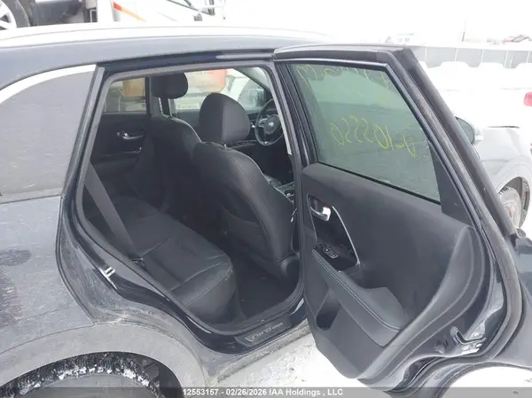 KNDCE3LC4H5105550 2017 KIA NIRO - Image 8
