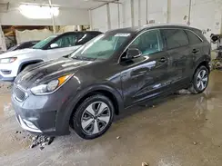 KNDCE3LC4J5107997 2018 KIA NIRO