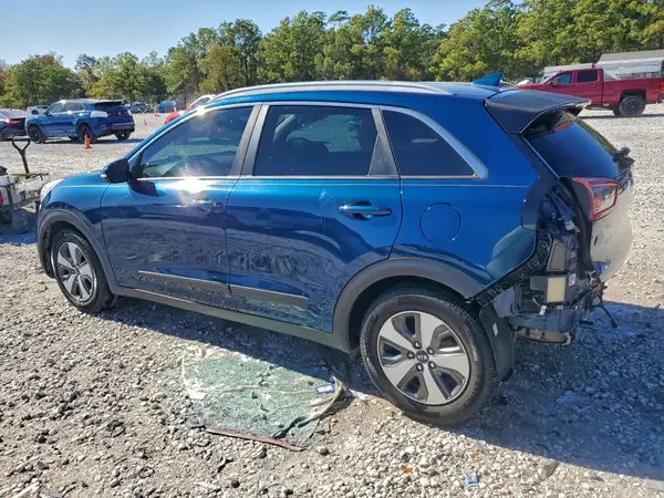 KNDCE3LC4J5177466 2018 KIA NIRO - Image 2