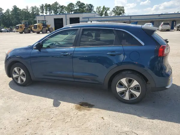 KNDCE3LC4K5220852 2019 KIA NIRO - Image 2