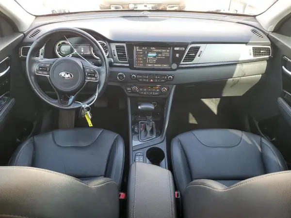 KNDCE3LC4K5301026 2019 KIA NIRO - Image 8