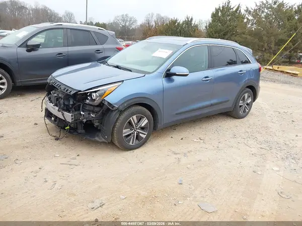 KNDCE3LC4M5486701 2021 KIA NIRO - Image 2