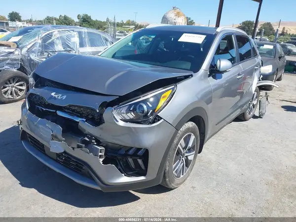 KNDCE3LC4N5490782 2022 KIA NIRO - Image 2