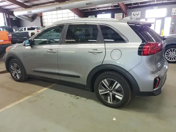 KNDCE3LC4N5516801 2022 KIA NIRO - Image 2