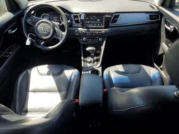 KNDCE3LC5H5075880 2017 KIA NIRO - Image 8