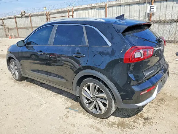 KNDCE3LC5H5079718 2017 KIA NIRO - Image 2