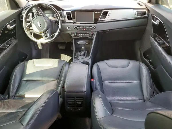 KNDCE3LC5H5079718 2017 KIA NIRO - Image 8