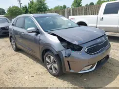KNDCE3LC5J5108074 2018 KIA NIRO