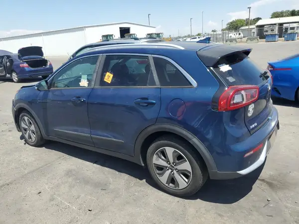 KNDCE3LC5J5177380 2018 KIA NIRO - Image 2