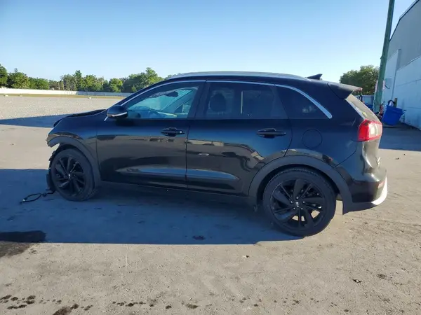 KNDCE3LC5K5222190 2019 KIA NIRO - Image 2