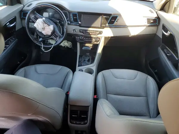 KNDCE3LC5K5222190 2019 KIA NIRO - Image 8