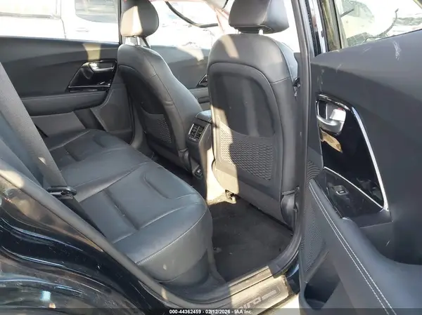 KNDCE3LC5K5298539 2019 KIA NIRO - Image 8
