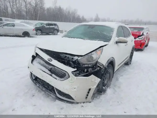 KNDCE3LC5K5337520 2019 KIA NIRO - Image 2