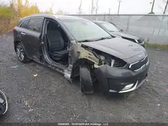 KNDCE3LC5K5347433 2019 KIA NIRO