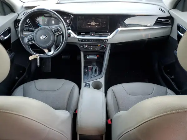 KNDCE3LC5L5424061 2020 KIA NIRO - Image 8