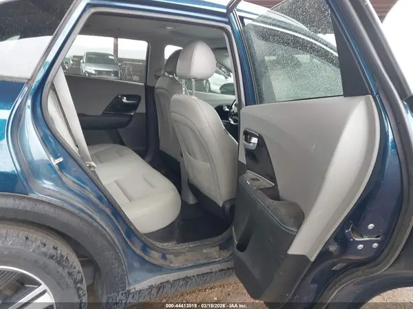 KNDCE3LC5M5465212 2021 KIA NIRO - Image 8
