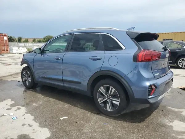KNDCE3LC5N5522154 2022 KIA NIRO - Image 2