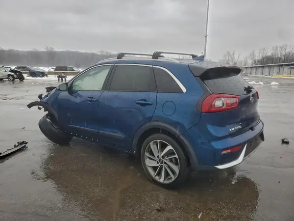 KNDCE3LC6H5038014 2017 KIA NIRO - Image 2