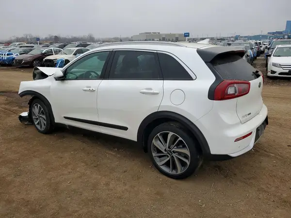 KNDCE3LC6H5042077 2017 KIA NIRO - Image 2