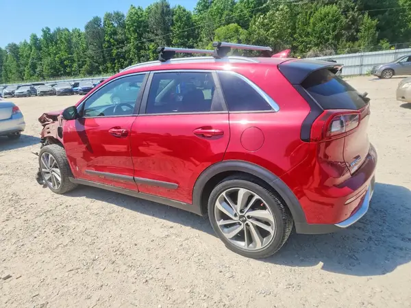 KNDCE3LC6H5049076 2017 KIA NIRO - Image 2