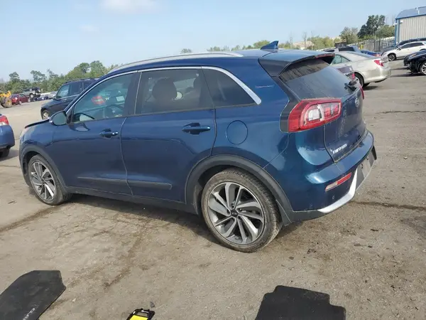 KNDCE3LC6H5069733 2017 KIA NIRO - Image 2