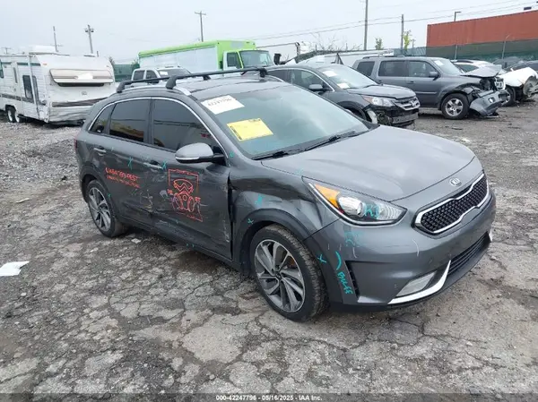 KNDCE3LC6H5081574 2017 KIA NIRO - Image 1