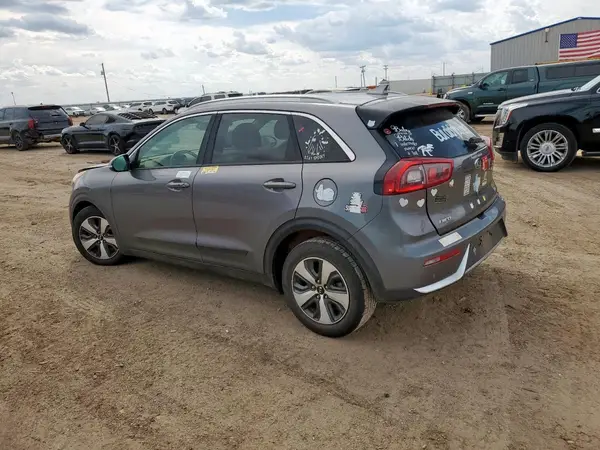 KNDCE3LC6J5119505 2018 KIA NIRO - Image 2