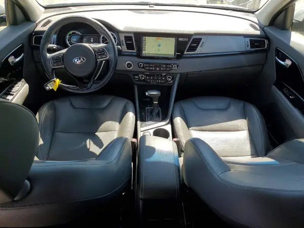 KNDCE3LC6J5126664 2018 KIA NIRO - Image 8