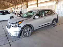 KNDCE3LC6J5127202 2018 KIA NIRO