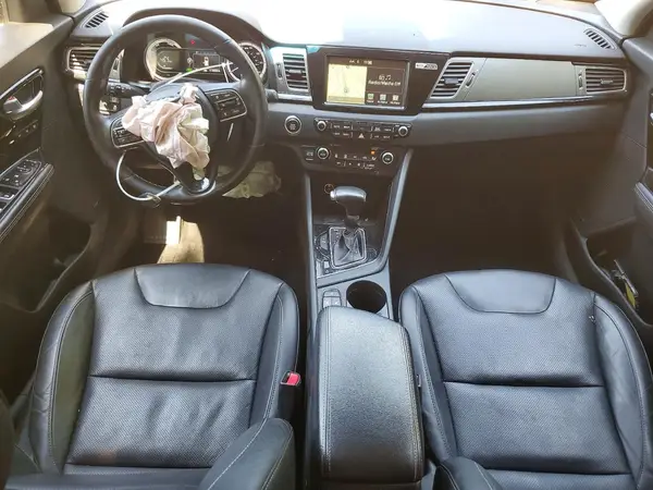 KNDCE3LC6J5184225 2018 KIA NIRO - Image 8