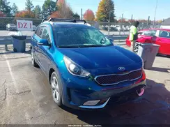 KNDCE3LC6K5282690 2019 KIA NIRO