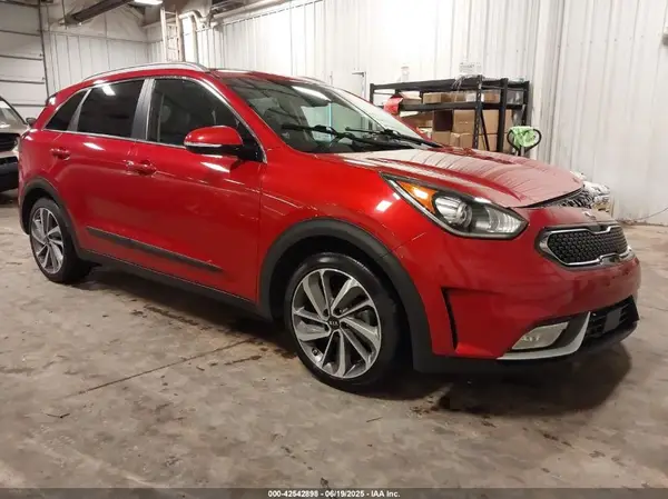 KNDCE3LC6K5341446 2019 KIA NIRO - Image 1