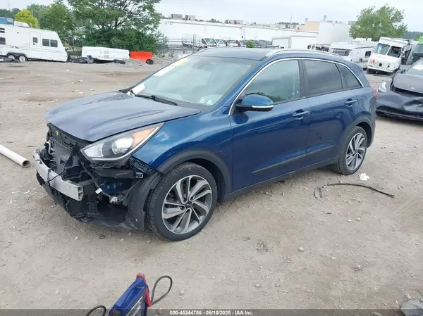 KNDCE3LC6K5356917 2019 KIA NIRO - Image 2