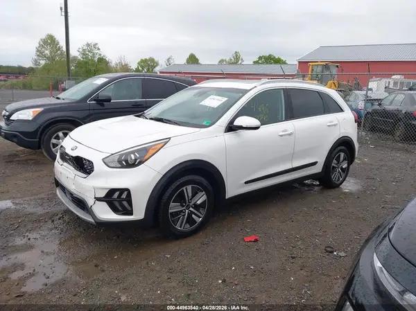 KNDCE3LC6L5371810 2020 KIA NIRO - Image 2