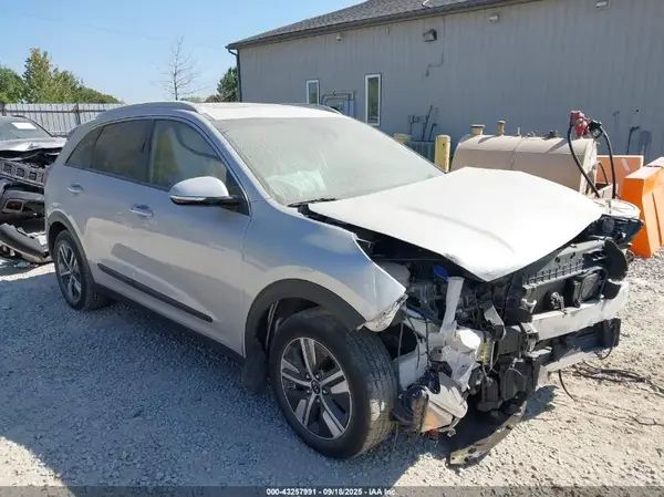 KNDCE3LC6L5426644 2020 KIA NIRO - Image 1