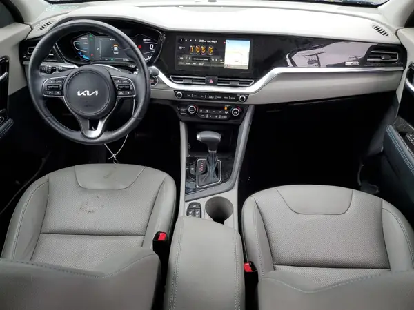 KNDCE3LC6N5528013 2022 KIA NIRO - Image 8