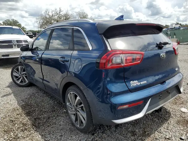 KNDCE3LC7H5043495 2017 KIA NIRO - Image 2