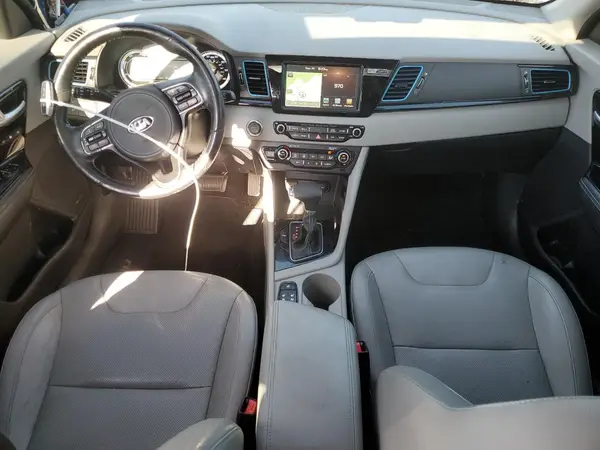 KNDCE3LC7H5043495 2017 KIA NIRO - Image 8