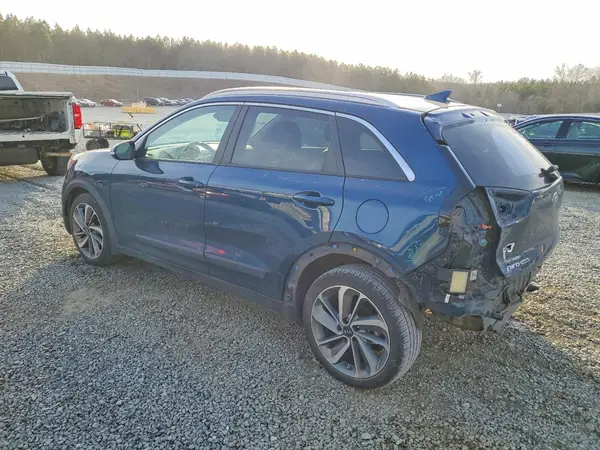 KNDCE3LC7H5048194 2017 KIA NIRO - Image 2