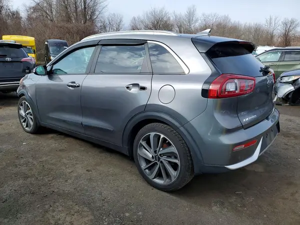 KNDCE3LC7H5057803 2017 KIA NIRO - Image 2