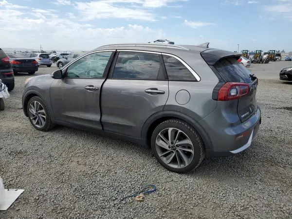 KNDCE3LC7H5058224 2017 KIA NIRO - Image 2