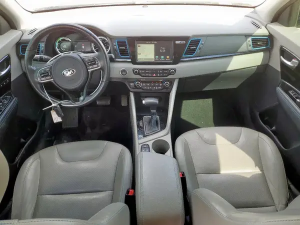 KNDCE3LC7H5067523 2017 KIA NIRO - Image 8