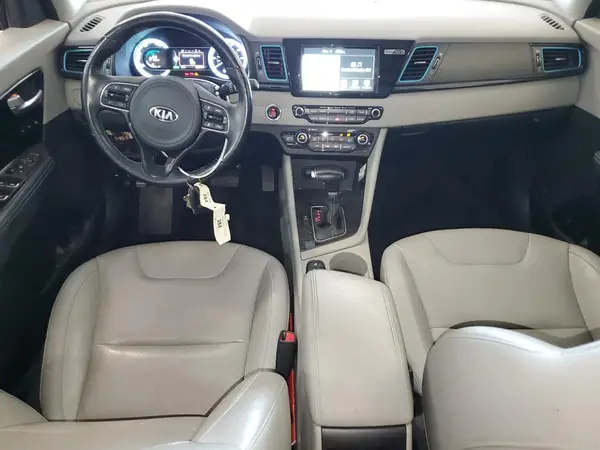 KNDCE3LC7J5171354 2018 KIA NIRO - Image 8