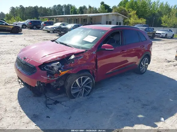 KNDCE3LC7J5175355 2018 KIA NIRO - Image 2